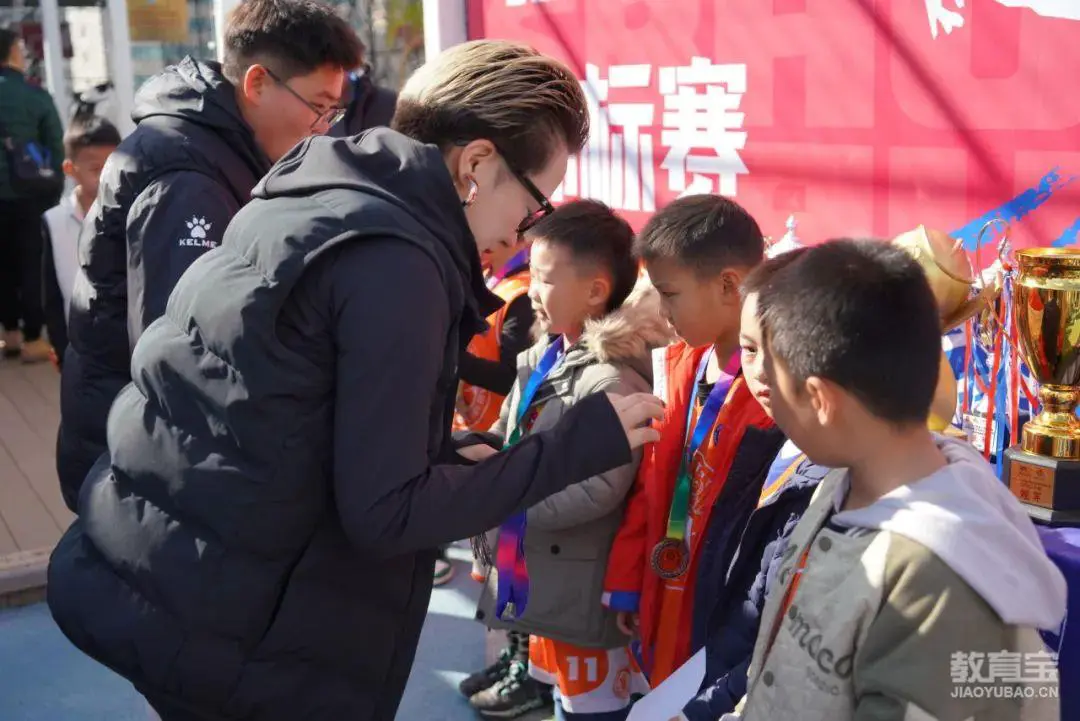 如何通过篮球表演赛制定有效的训练计划_0